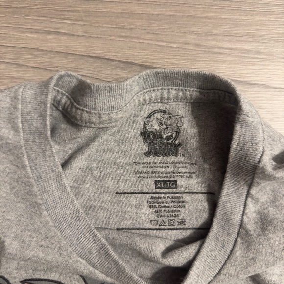 Tom & Jerry Vintage Cartoon Show Adult X-Large T-Shirt Cool Cat And Mouse Tee - Picture 4 of 4